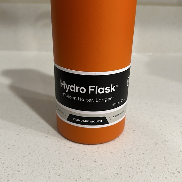 21 oz Standard Mouth Hydro Flask Orange - Picture 2 of 7